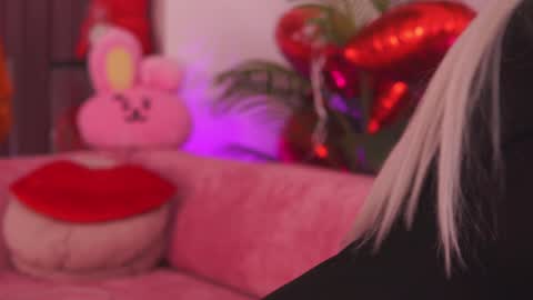 Deea  online show from December 18, 5:47 am