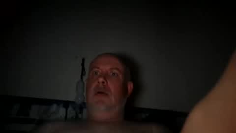 Snapshot of therealholland1979 chatting on October 27, 4:01 am therealholland1979 online show from October 27, 4:01 am