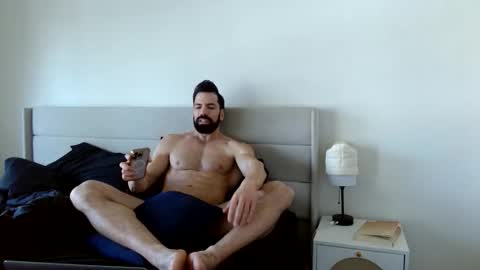 Yoshi online show from March 28, 8:43 pm