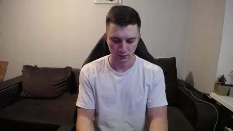 Nick   online show from December 1, 6:17 pm