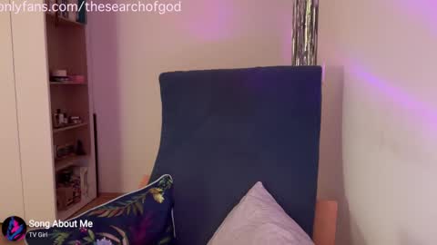 LISA                                            online show from February 25, 11:15 pm