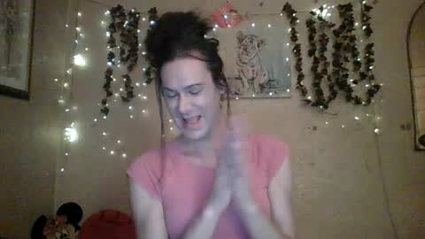 sillymillie0 online show from June 30, 12:54 am