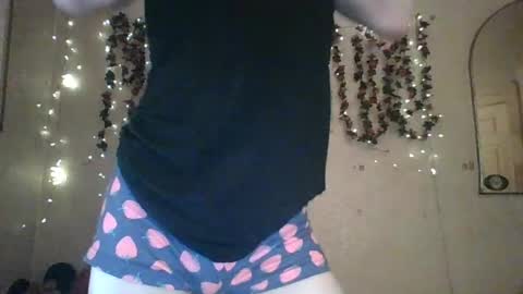 sillymillie0 online show from July 9, 9:41 pm