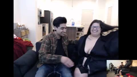 Snapshot of theslutcouple98 chatting on October 14, 6:00 pm theslutcouple98 online show from October 14, 6:00 pm