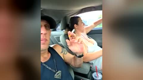 thespontaneouscouple420 online show from July 1, 11:46 pm