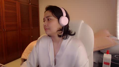 Mai online show from June 8, 4:19 pm