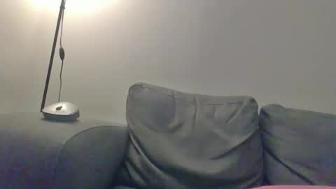 Snapshot of thetubedscarfguy chatting on February 25, 6:23 pm Scarf guy online show from February 25, 6:23 pm