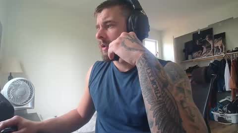 troy online show from April 9, 8:25 pm