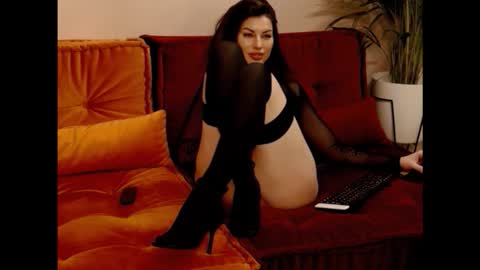 Hi  Im Belle  Welcome to my room  online show from February 4, 4:16 am