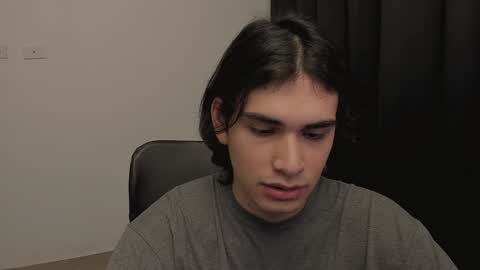 thiaan__ online show from February 6, 1:49 am