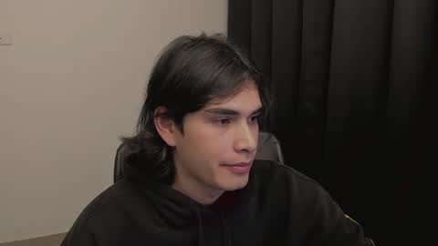 thiaan__ online show from February 14, 3:11 am