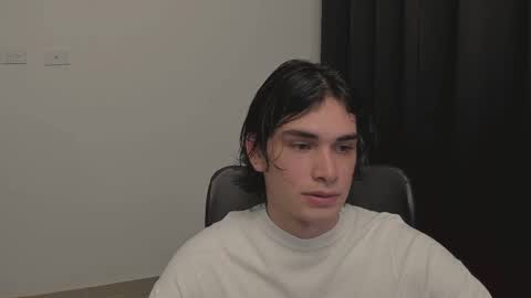 thiaan__ online show from February 28, 3:04 am