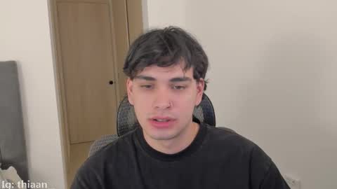 thiaan__ online show from November 23, 3:48 am