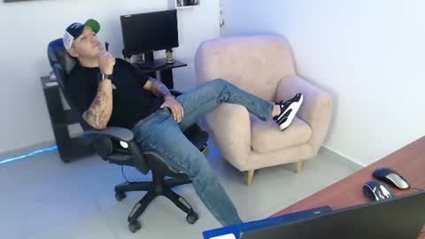 thiago_420 online show from June 13, 2:00 am