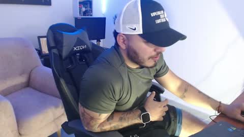 thiago_420 online show from May 21, 1:12 am