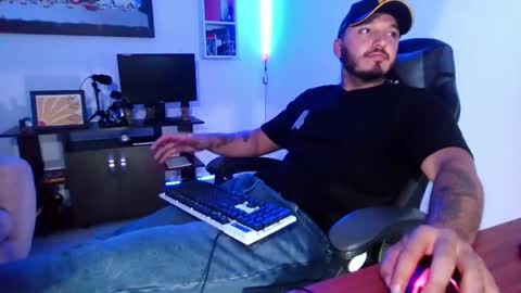 thiago_420 online show from May 16, 2:08 am