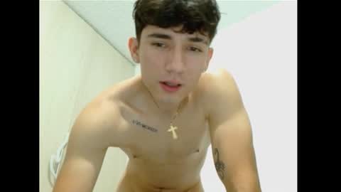 thiago_deseo69 online show from October 2, 10:19 pm