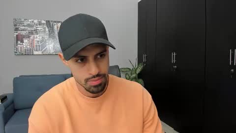 thiago_driussi online show from October 19, 3:44 am