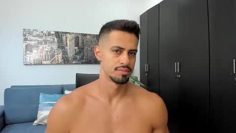 thiago_driussi online show from January 6, 12:42 pm