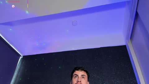 THIAGO MENESES online show from May 31, 6:31 pm