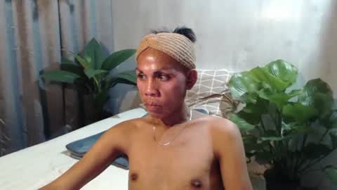 gil online show from March 22, 9:46 am