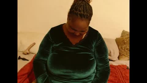 Pat online show from November 4, 6:42 pm