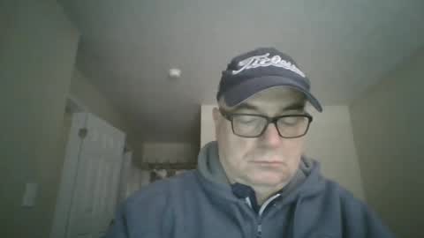 Snapshot of thickwhiteload chatting on December 6, 7:06 pm thickwhiteload online show from December 6, 7:06 pm