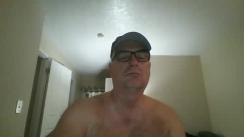 Snapshot of thickwhiteload chatting on December 15, 2:37 pm thickwhiteload online show from December 15, 2:37 pm