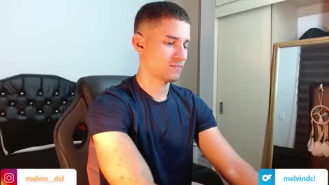 thin_tommy11 online show from December 27, 10:16 pm