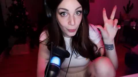 Sarra Rhies online show from January 9, 8:55 pm