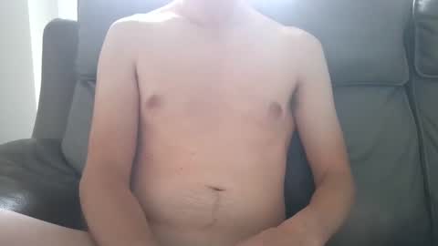 thomas22071997 online show from April 17, 3:14 pm