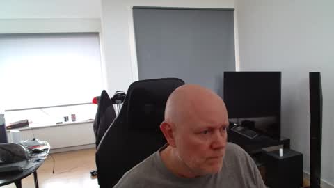 thomas315627 online show from May 11, 1:18 pm