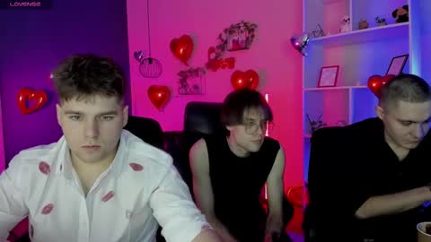 Thomas online show from February 15, 9:41 am