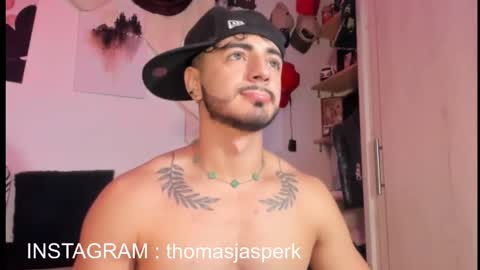 Thomas online show from February 23, 11:51 pm