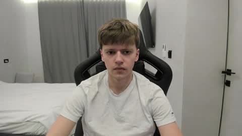 Tomas online show from March 26, 8:03 pm