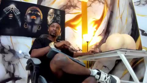 Thomas online show from November 18, 4:04 am