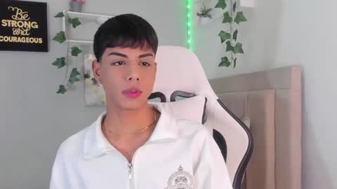 Thomas online show from September 12, 7:43 am