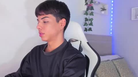 Thomas online show from October 24, 7:09 am