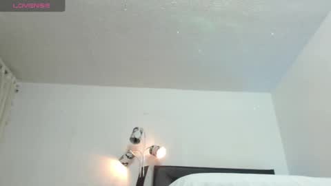 thomasjons online show from May 21, 3:13 am