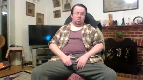 Thomsam88 check out my bio for loads of hot videos mmmmmmmmmm online show from January 19, 2:32 am