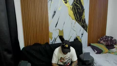 thomson_hot01 online show from February 4, 5:22 am