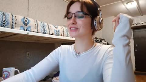 Snapshot of thorashortle chatting on October 15, 12:50 pm Grace online show from October 15, 12:50 pm
