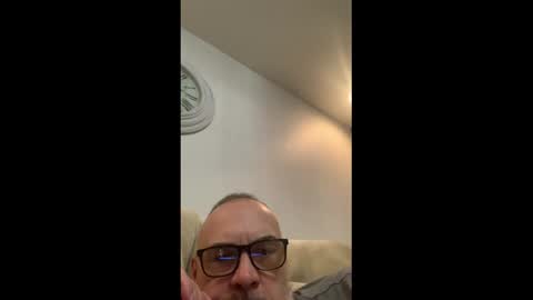 threearrowsbox online show from April 4, 1:23 am