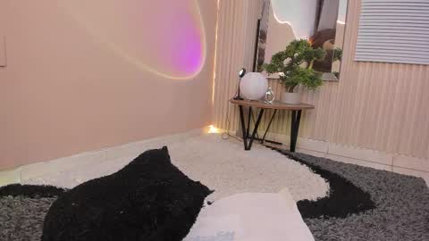 Thristan online show from February 26, 5:33 am