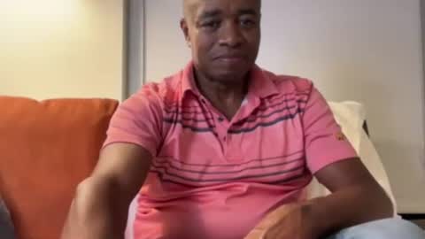 Snapshot of throbbingxxx chatting on October 22, 4:48 am austin xzandros online show from October 22, 4:48 am
