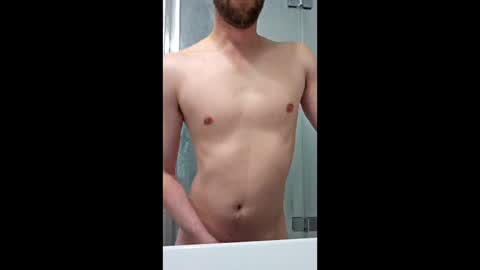 throwawayafteruse20202 online show from March 30, 11:05 pm