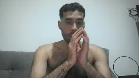 Snapshot of throwawayyourgun chatting on February 12, 6:09 pm Luka online show from February 12, 6:09 pm