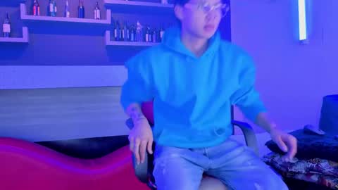  online show from May 3, 3:01 am