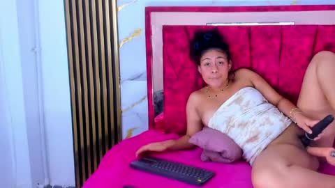 tiana_hots online show from April 21, 2:51 am