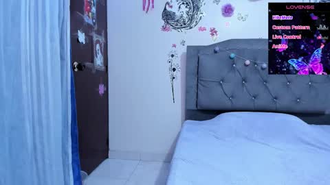 tiana_violet online show from March 10, 7:02 am